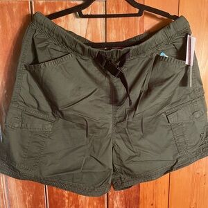 Green Shorts, Brand New, Size XL.